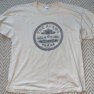The Alamo vintage t shirt 2Xl. Cream and blue color.